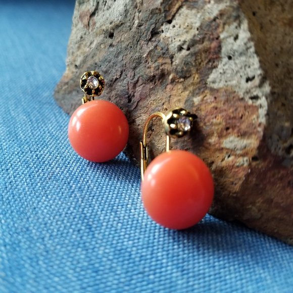 Orange-ish Resin and Rhinestone Leverback Earrings - NWOT - Picture 8 of 9